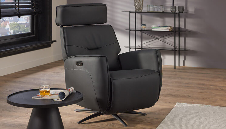 Reagan Relaxsessel schwarz Seats and Sofas