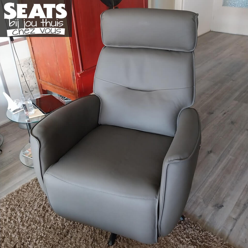 Reagan Sessel Seats and Sofas